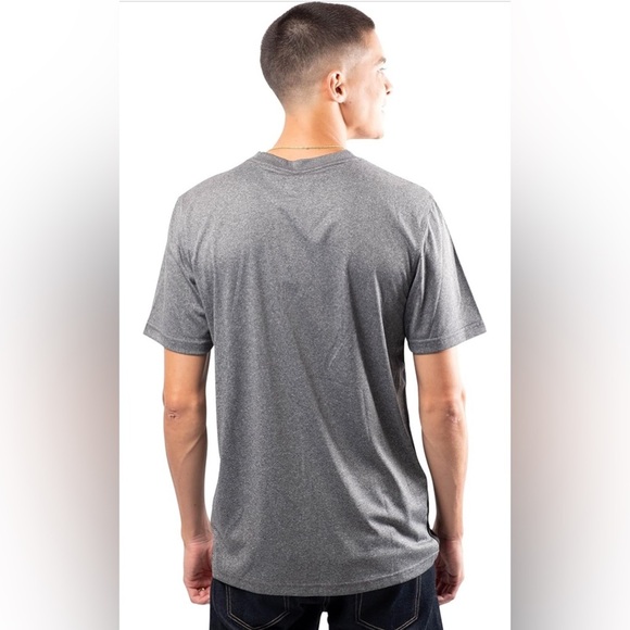 Milwaukee Bucks Ultra Game Short Sleeve Performance TShirt Light Weight XL - Picture 4 of 15